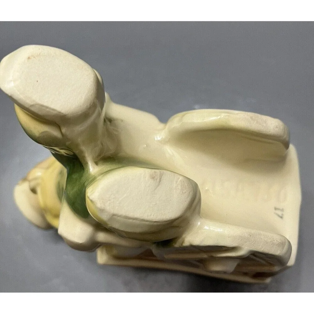 Vintage Shawnee‎ USA 750 Dutch Boy & Cart Ceramic Flower Flowers Floral Planter